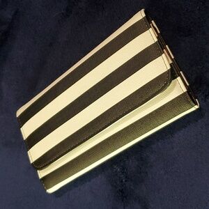 Kut from the Kloth Wallet